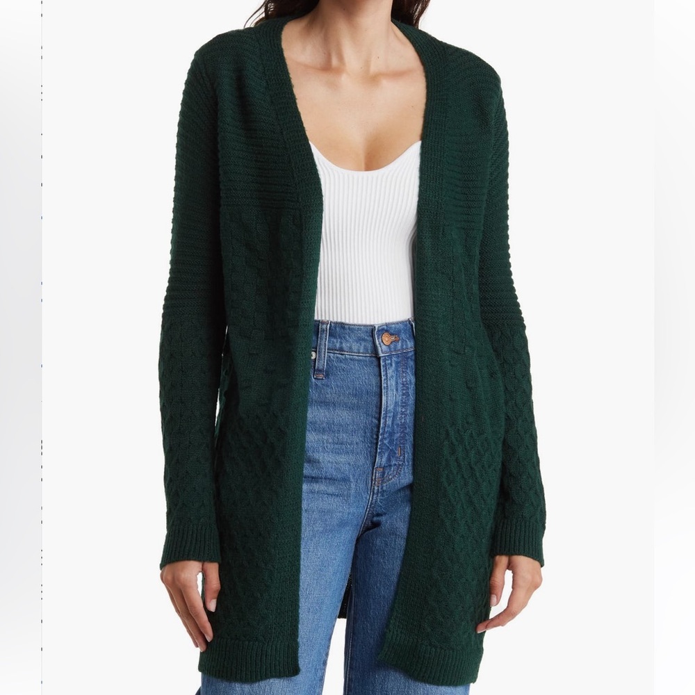 Elegant Forest Green Knit Cardigan